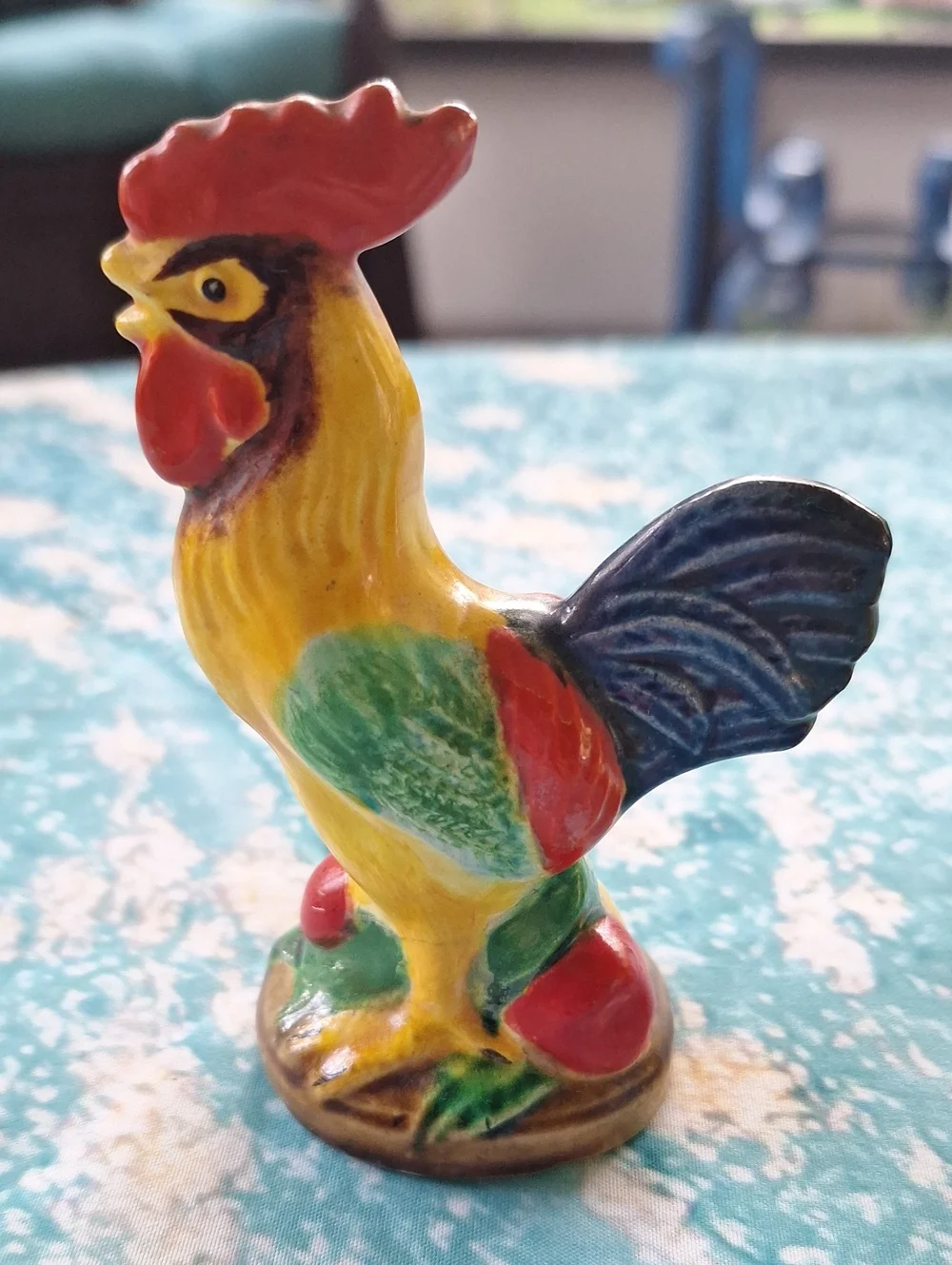 Hand-Painted Ceramic Rooster and Hen Figurines - Vibrant Yellow